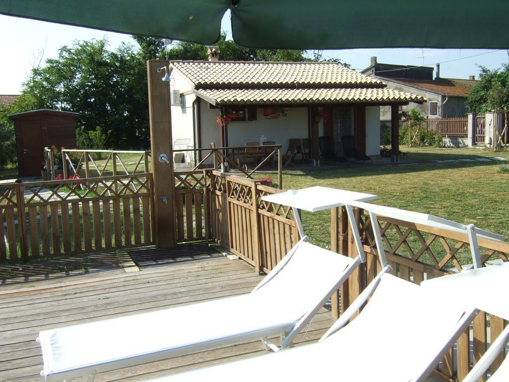 Agriturismo La Casa Della Lavanda - Il Rustico Marina di Montemarciano Luaran gambar