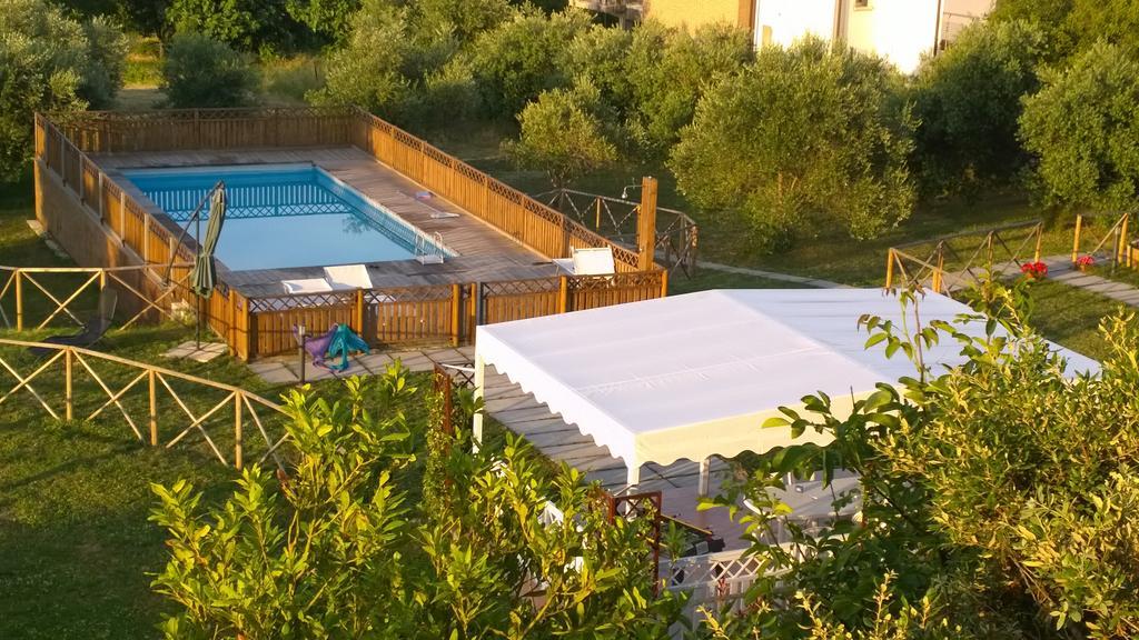 Agriturismo La Casa Della Lavanda - Il Rustico Marina di Montemarciano Luaran gambar